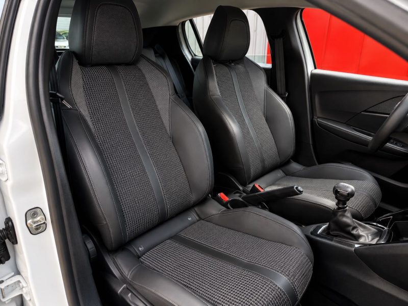 PEUGEOT 208 - 2 AFFAIRE 1.5 BLUEHDI 100 ACTIVE BUSINESS R 2021