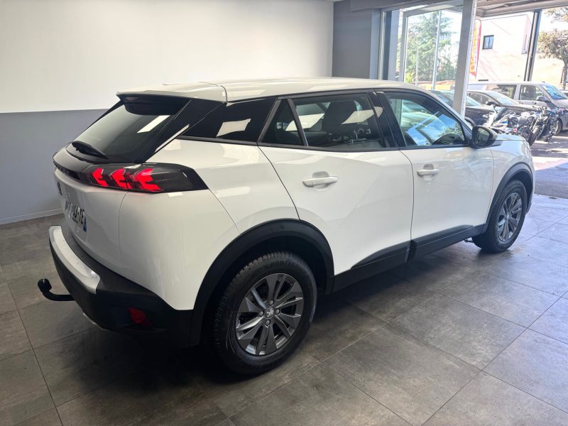 PEUGEOT 2008 1.2 ESSENCE 130 S&S ALLURE 2020