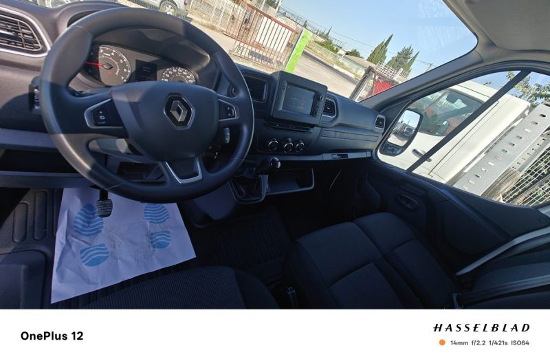 RENAULT MASTER 3 F3300 L2H2 DCI 135 GENERIQUE 2022