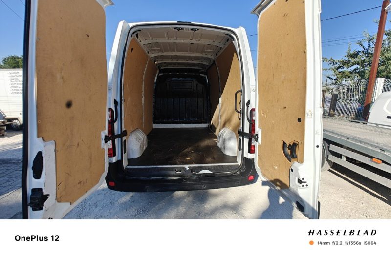 RENAULT MASTER 3 F3300 L2H2 DCI 135 GENERIQUE 2022