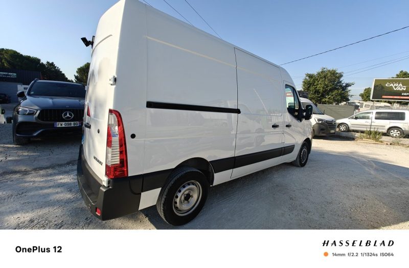 RENAULT MASTER 3 F3300 L2H2 DCI 135 GENERIQUE 2022