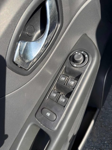RENAULT CAPTUR 1.5 DCI 90 ZEN EDC 2015