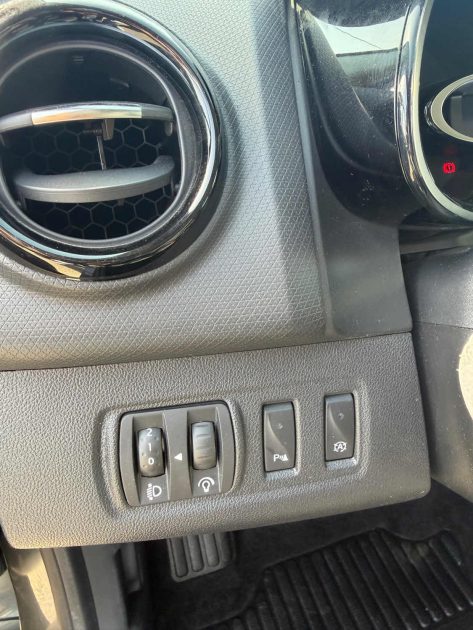 RENAULT CLIO IV TCE 75 faible kilomètre