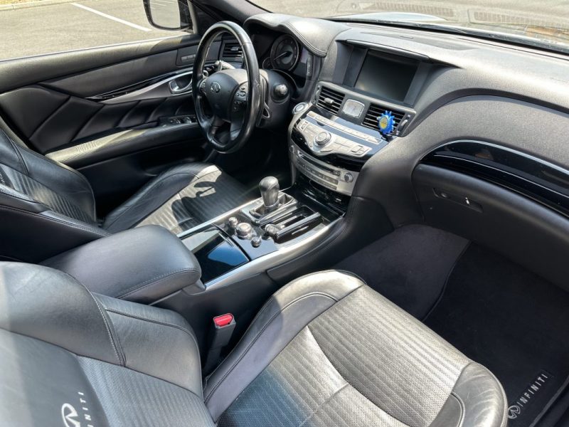 INFINITI M30D S PREMIUM 2010 3.0 238CV REVISEE & GARANTIE