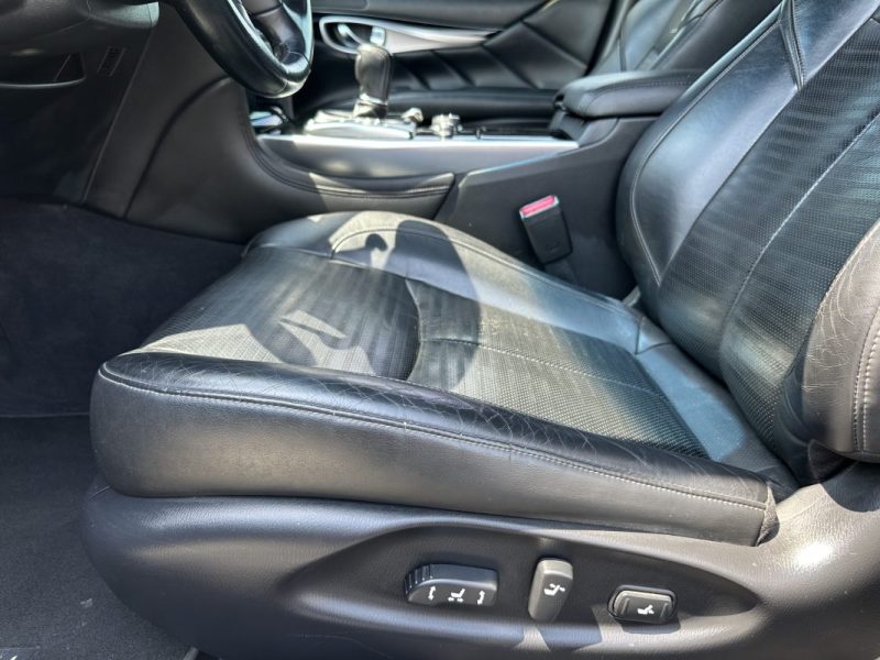 INFINITI M30D S PREMIUM 2010 3.0 238CV REVISEE & GARANTIE