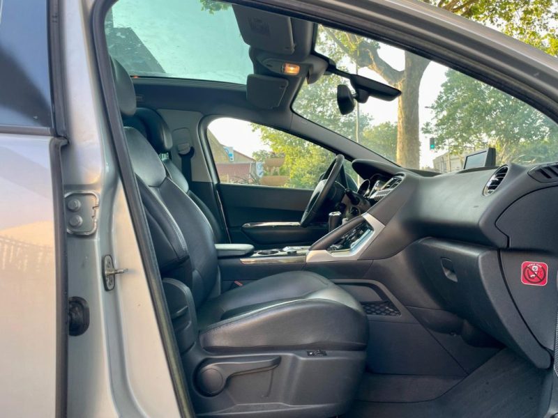 PEUGEOT 3008 2.0 HDI 163 FELINE BA 
