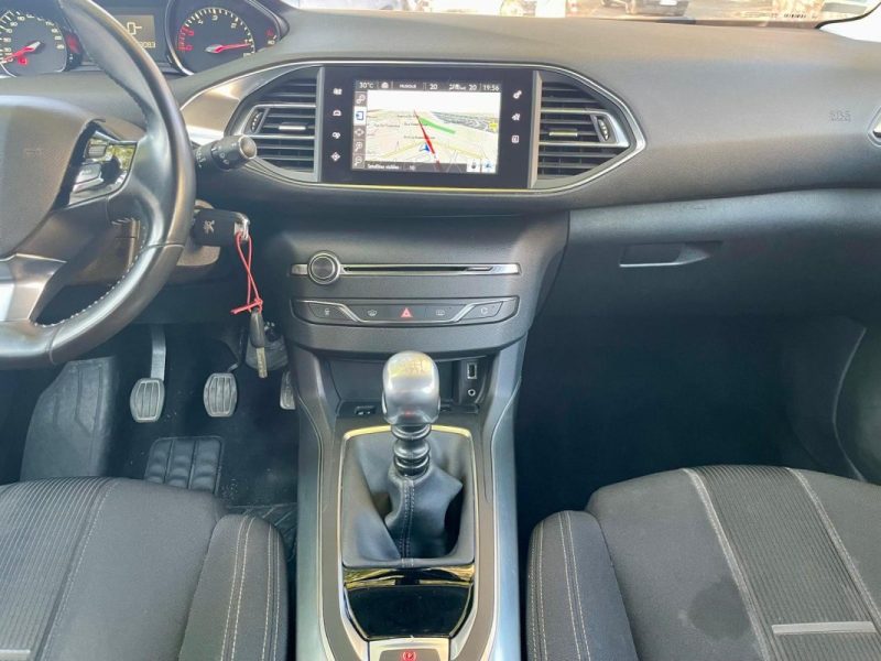 PEUGEOT 308 II 1.6 e-HDI 115 ALLURE 