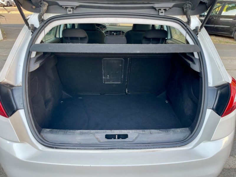 PEUGEOT 308 II 1.6 e-HDI 115 ALLURE 