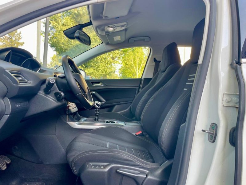 PEUGEOT 308 II 1.6 e-HDI 115 ALLURE 