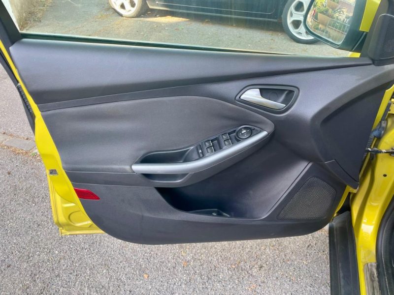 FORD FOCUS 1.6 TDCI 115 TITANIUM 