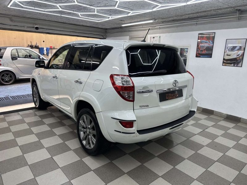 TOYOTA RAV 4 2.2 D4 LOUNGE 150CV  BVA6 