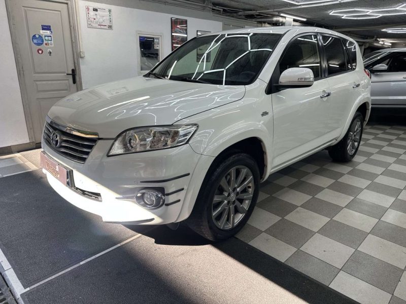 TOYOTA RAV 4 2.2 D4 LOUNGE 150CV  BVA6 