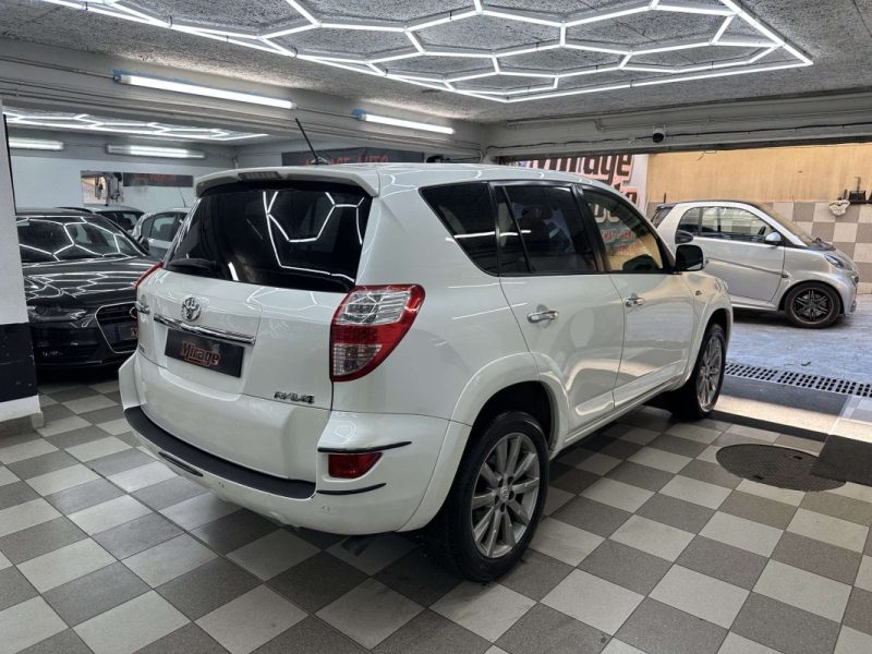 TOYOTA RAV 4 2.2 D4 LOUNGE 150CV  BVA6 