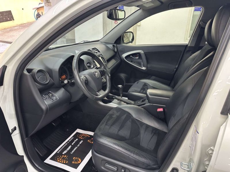 TOYOTA RAV 4 2.2 D4 LOUNGE 150CV  BVA6 