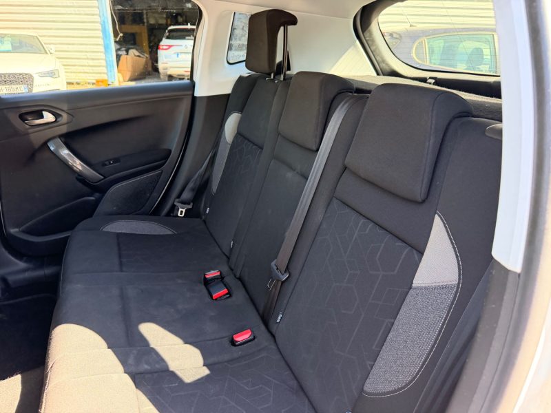 PEUGEOT 2008 1.2 VTI 82CH BVM5 STYLE 119MKM