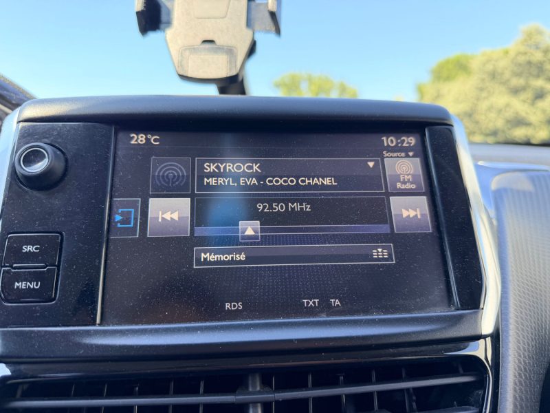 PEUGEOT 2008 1.2 VTI 82CH BVM5 STYLE 119MKM