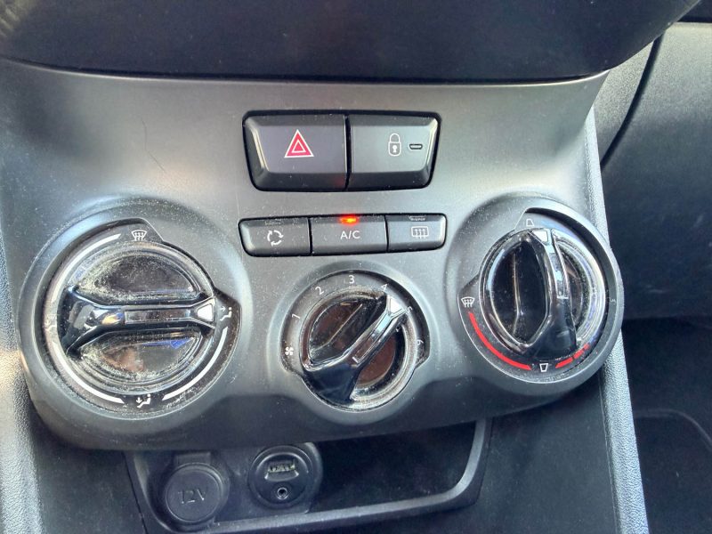 PEUGEOT 2008 1.2 VTI 82CH BVM5 STYLE 119MKM