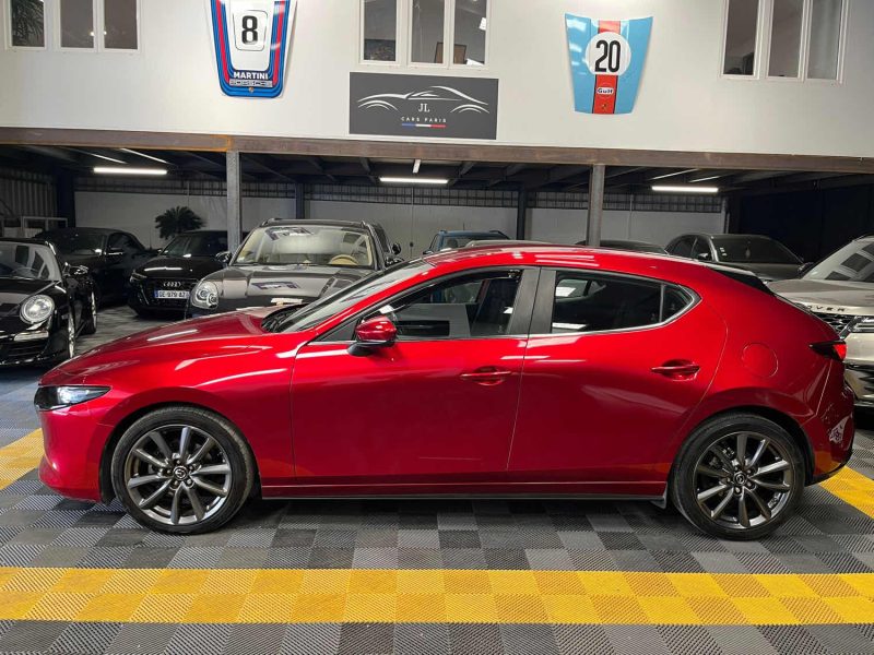 MAGNIFIQUE MAZDA 3 2.0 SkyActiv-G Mild Hybrid 122 CH (SIÈGES CHAUFFANT ,CAMÉRA 360) ⭐️⭐️⭐️⭐️⭐️