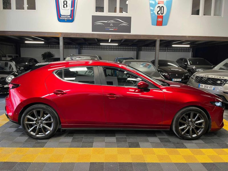 MAGNIFIQUE MAZDA 3 2.0 SkyActiv-G Mild Hybrid 122 CH (SIÈGES CHAUFFANT ,CAMÉRA 360) ⭐️⭐️⭐️⭐️⭐️