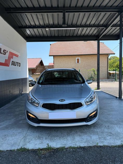 KIA CEED SW 1.6 CRDI 136ch ISG ACTIVE - Suivi et Entretenu