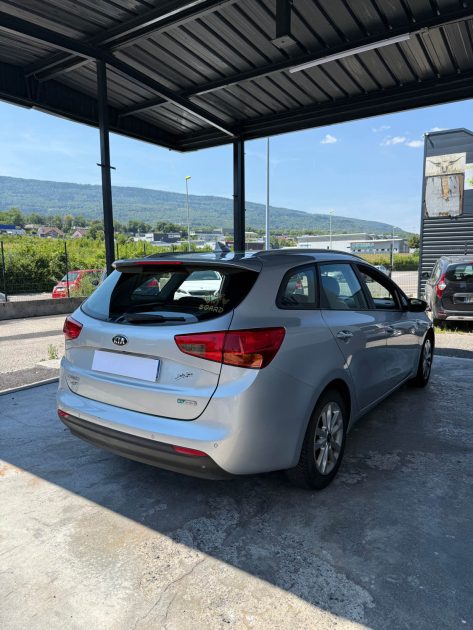 KIA CEED SW 1.6 CRDI 136ch ISG ACTIVE - Suivi et Entretenu