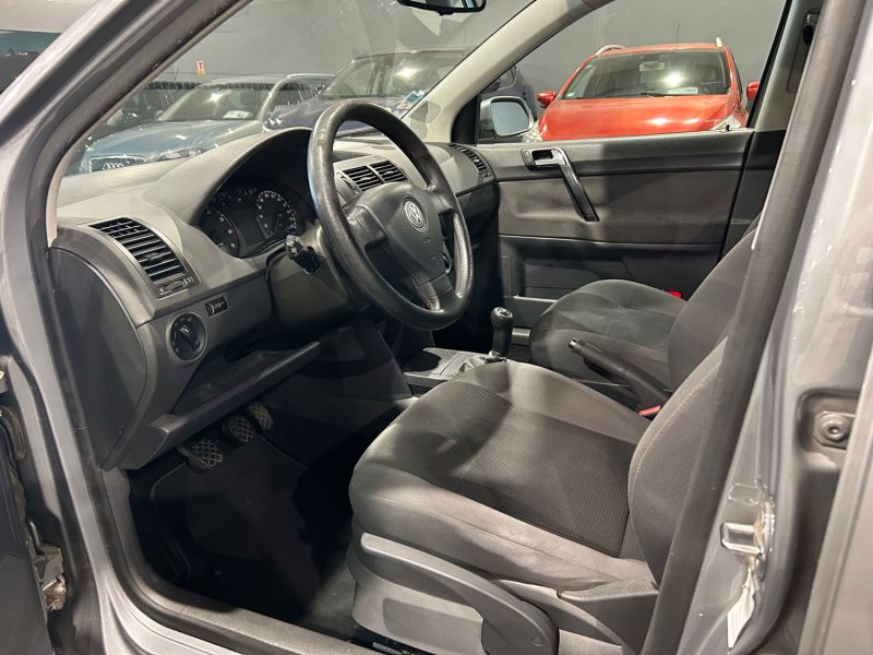VOLKSWAGEN POLO 1.4 16S 80CH