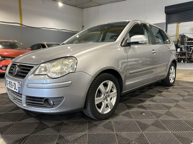 VOLKSWAGEN POLO 1.4 16S 80CH