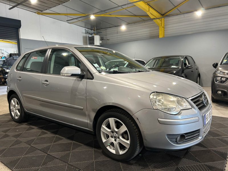 VOLKSWAGEN POLO 1.4 16S 80CH
