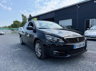 PEUGEOT 308 II 2.0 BLUE HDI 150 FELINE "FAIBLE KILOMETRAGE"