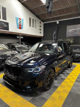 MAGNIFIQUE BMW X5 PACK M SPORT 3.0 45e 394 CH (FULL SUIVI BMW, TOIT OUVRANT, SIÈGES CHAUFFANTS)