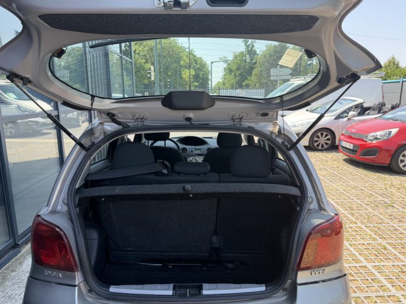 TOYOTA YARIS PHASE 2 1.0 VVTi 65 - VENTE EN ETAT FRAIS A PREVOIR LIRE L ANNONCE / BOITE AUTOMATIQUE