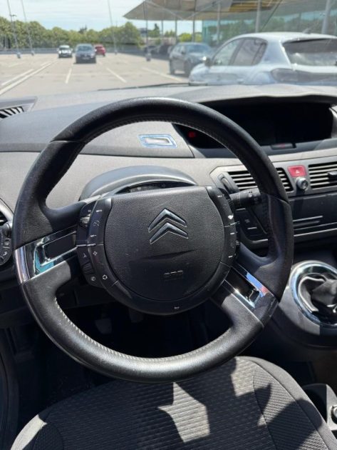CITROEN C4 PICASSO 1.6 HDI 110 Cv BVM6 / 5 PLACES - PAIEMENT EN 4 FOIS CB POSSIBLE