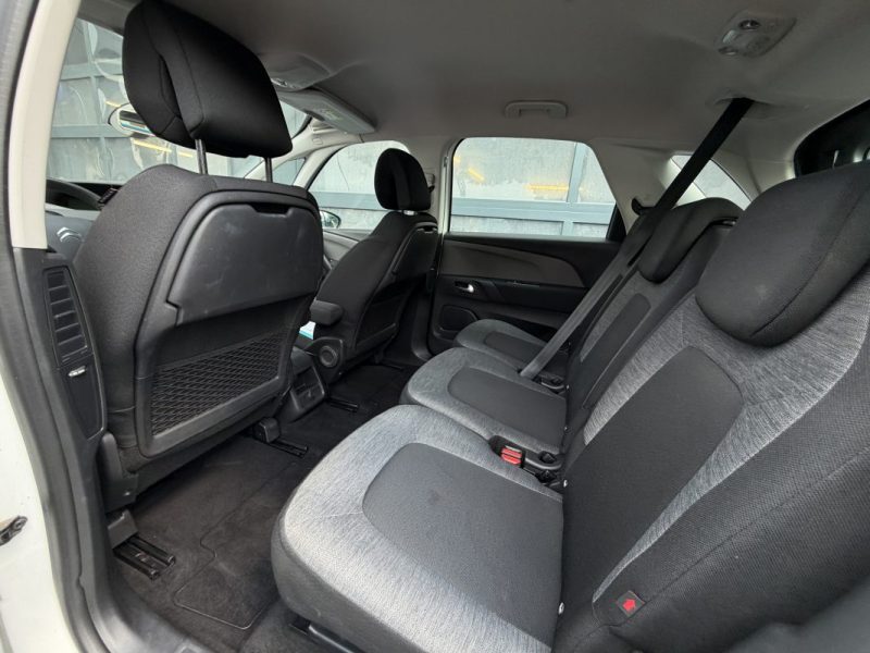 CITROEN C4 PICASSO II LIVE 1.2 TURBO 110 Cv 5 PLACES / 61 400 Kms CRIT AIR 1 - GARANTIE 1 AN