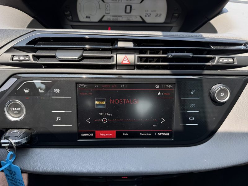 CITROEN C4 PICASSO II LIVE 1.2 TURBO 110 Cv 5 PLACES / 61 400 Kms CRIT AIR 1 - GARANTIE 1 AN