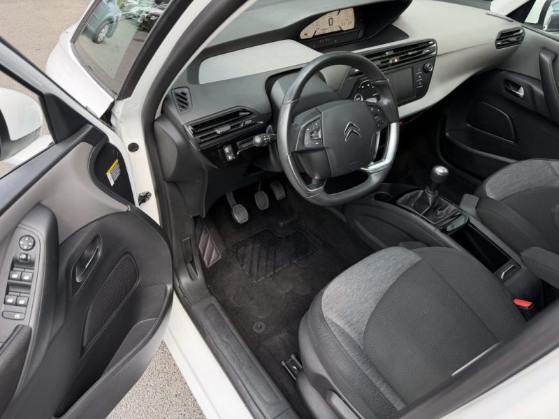 CITROEN C4 PICASSO II LIVE 1.2 TURBO 110 Cv 5 PLACES / 61 400 Kms CRIT AIR 1 - GARANTIE 1 AN