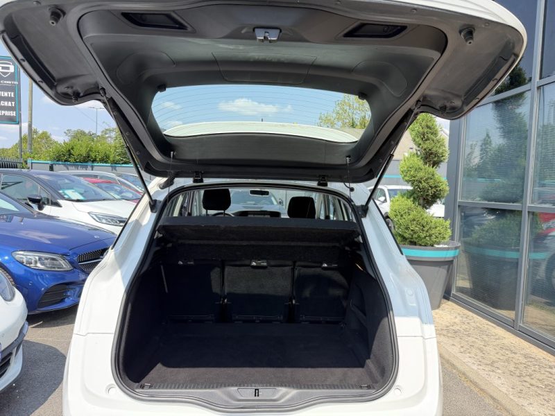 CITROEN C4 PICASSO II LIVE 1.2 TURBO 110 Cv 5 PLACES / 61 400 Kms CRIT AIR 1 - GARANTIE 1 AN