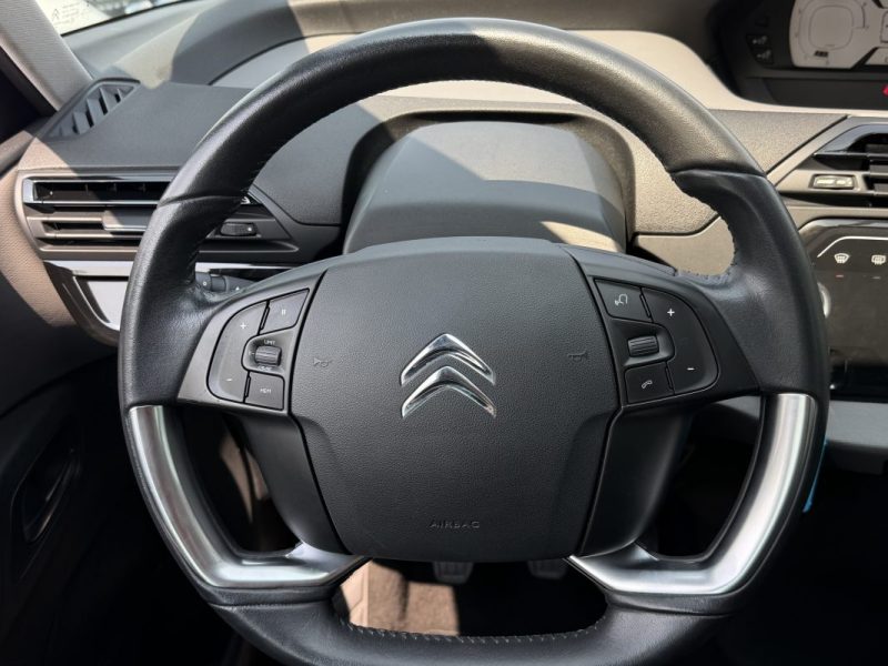CITROEN C4 PICASSO II LIVE 1.2 TURBO 110 Cv 5 PLACES / 61 400 Kms CRIT AIR 1 - GARANTIE 1 AN