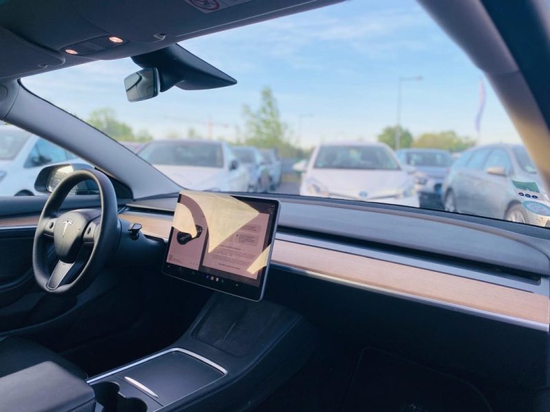 TESLA MODEL 3 STANDARD PLUS RWD 283ch