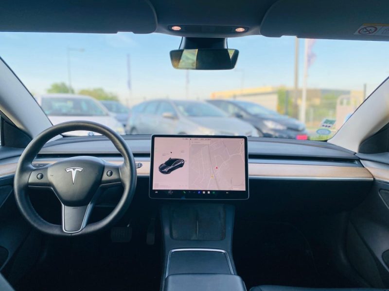 TESLA MODEL 3 STANDARD PLUS RWD 283ch