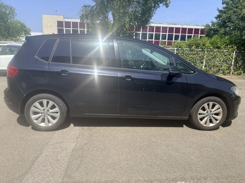 VOLKSWAGEN SPORTSVAN 1.6 TDI 110 CONFORTLINE DSG 