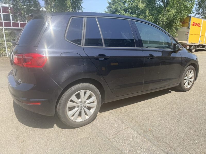 VOLKSWAGEN SPORTSVAN 1.6 TDI 110 CONFORTLINE DSG 