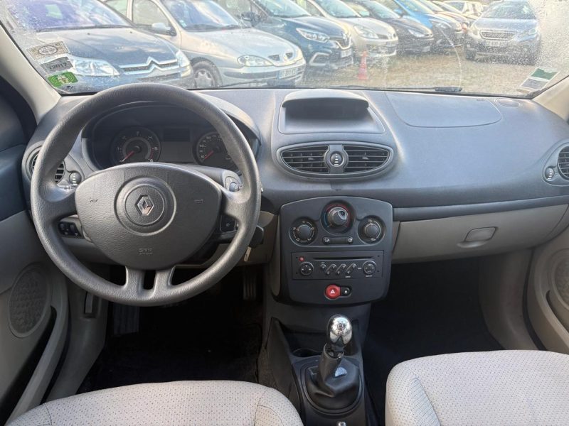 RENAULT CLIO III 1.5dci 5 Portes  68 cv 