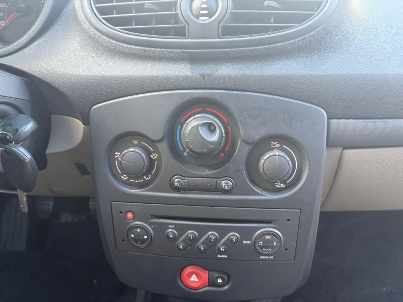 RENAULT CLIO III 1.5dci 5 Portes  68 cv 