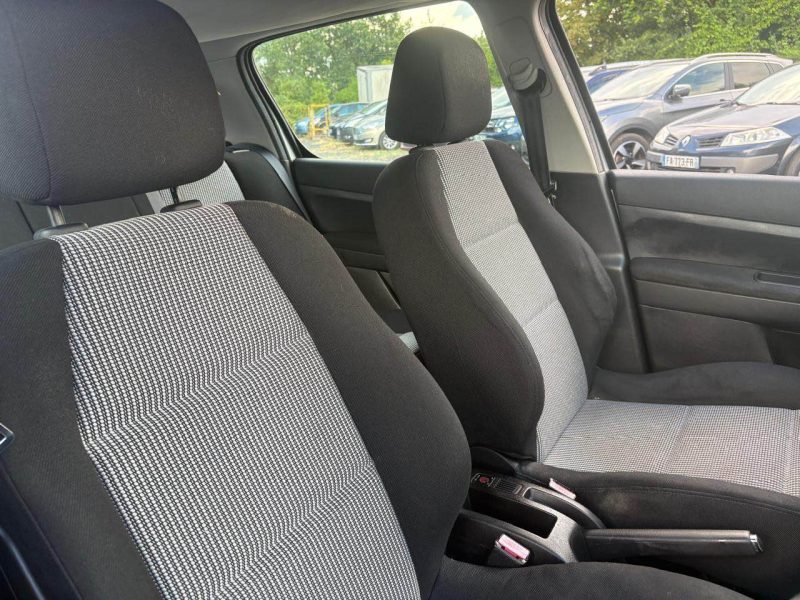 PEUGEOT 307 1.6E 16V 110cv  CONFORT PACK garantie 12 mois