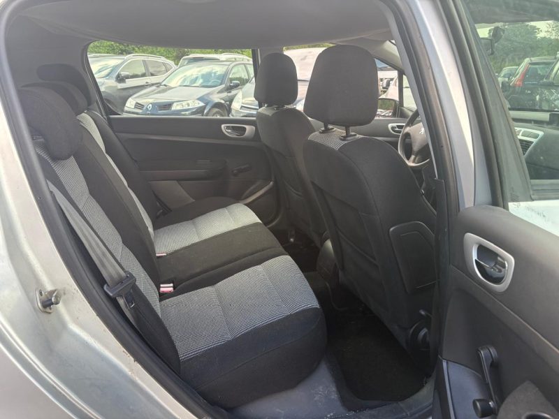 PEUGEOT 307 1.6E 16V 110cv  CONFORT PACK garantie 12 mois