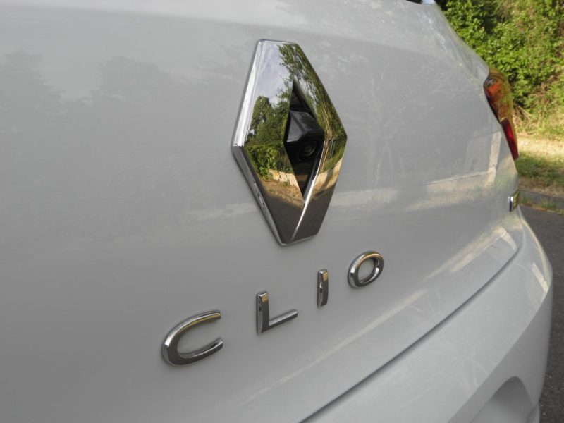 RENAULT CLIO V 1.0 TCE 100CH RS LINE / 5CV 2020