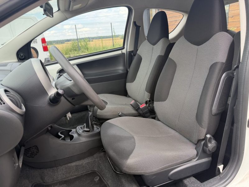 Toyota Aygo Cool 1.0 68 cv 
