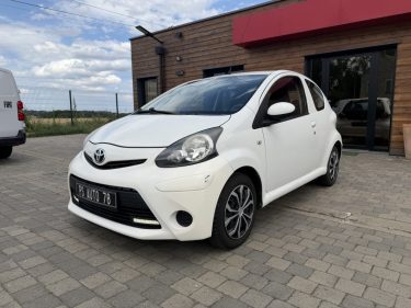 Toyota Aygo Cool 1.0 68 cv 
