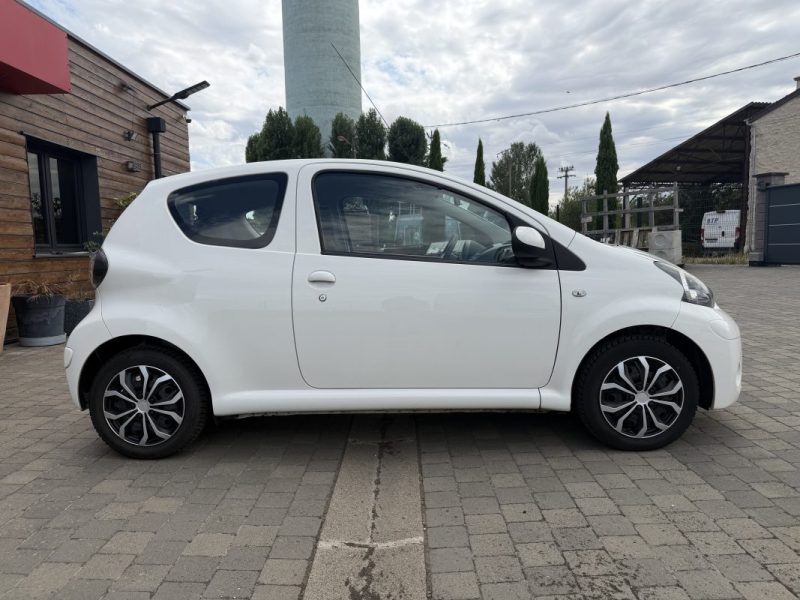 Toyota Aygo Cool 1.0 68 cv 