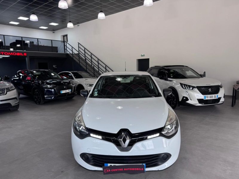 RENAULT CLIO IV 1.5 DCI 5 PLACES / 1 ERE MAIN 